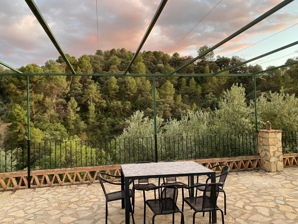 La Toba Guest House Burunchel ภายนอก รูปภาพ