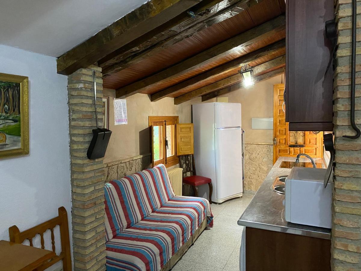 La Toba Guest House Burunchel ภายนอก รูปภาพ
