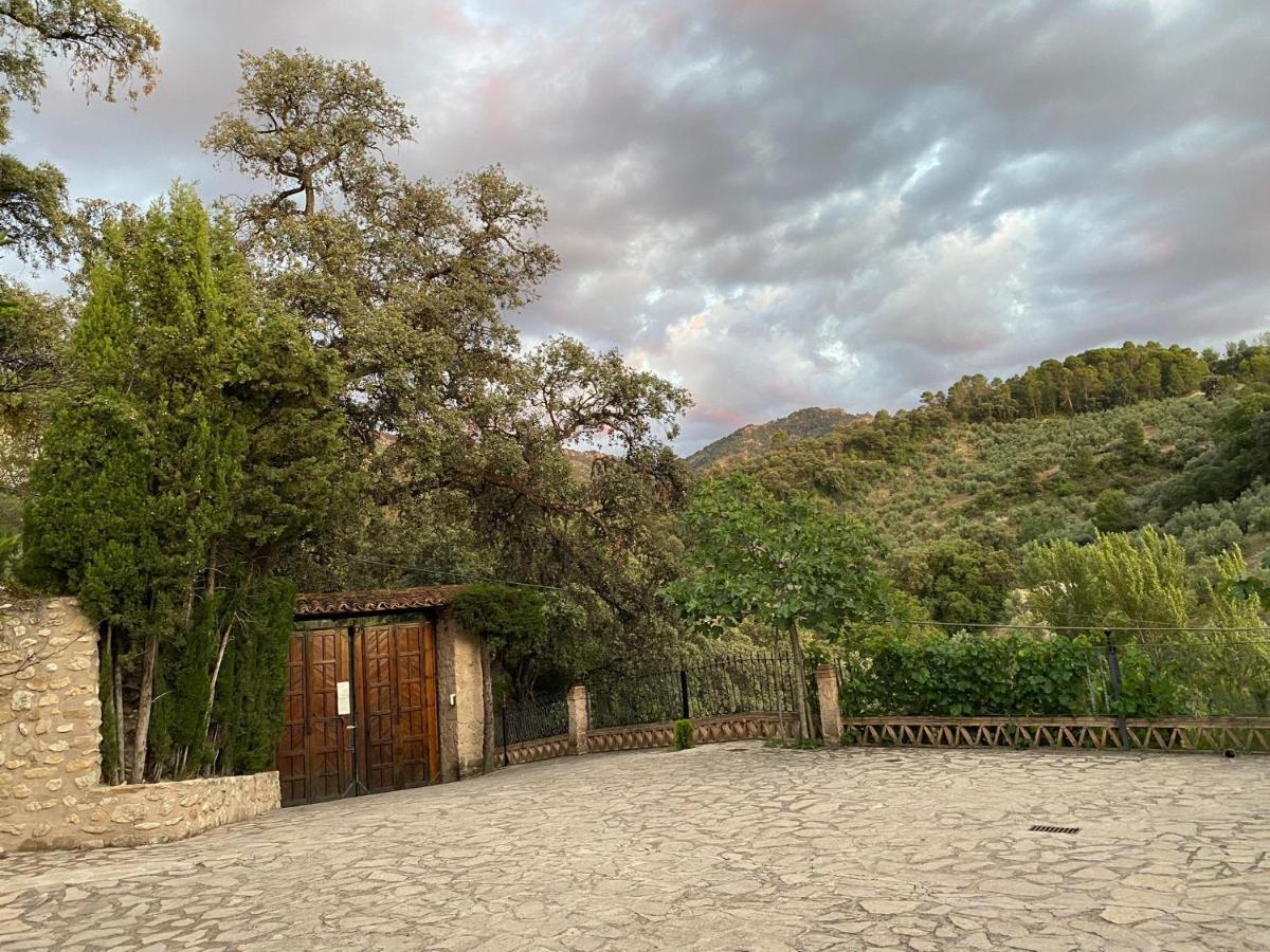 La Toba Guest House Burunchel ภายนอก รูปภาพ