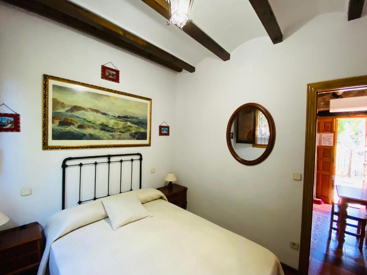 La Toba Guest House Burunchel ภายนอก รูปภาพ