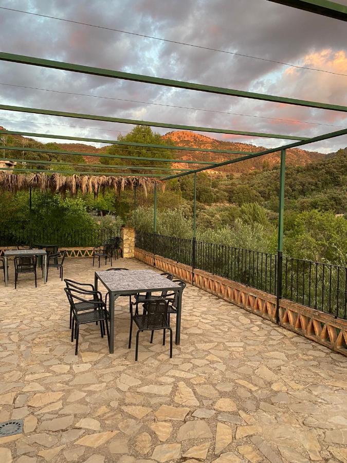 La Toba Guest House Burunchel ภายนอก รูปภาพ