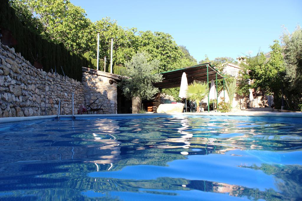 La Toba Guest House Burunchel ภายนอก รูปภาพ